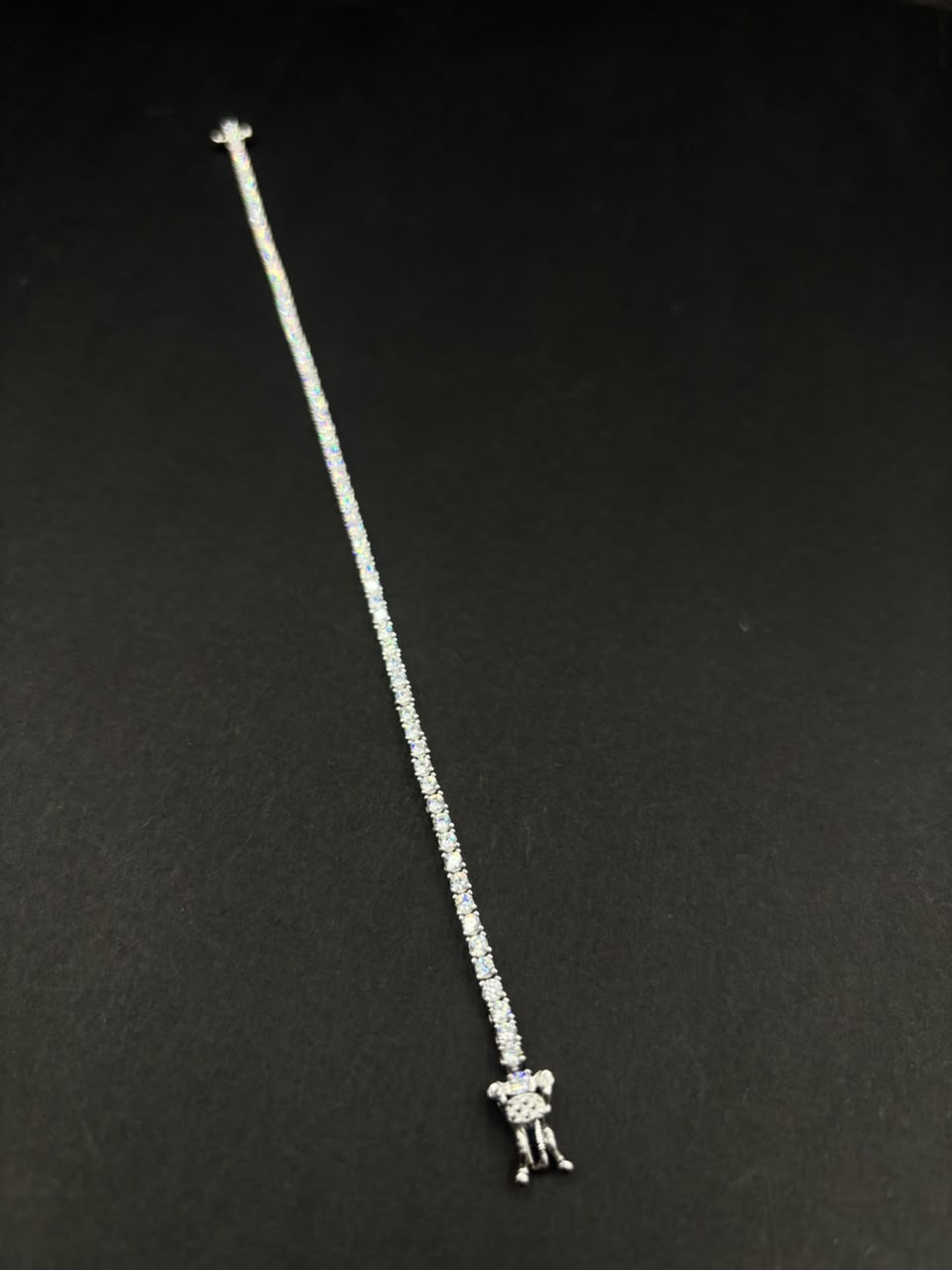 Pulsera Tenis Fina · Plata rodinada, 19 cm · 2,6 mm