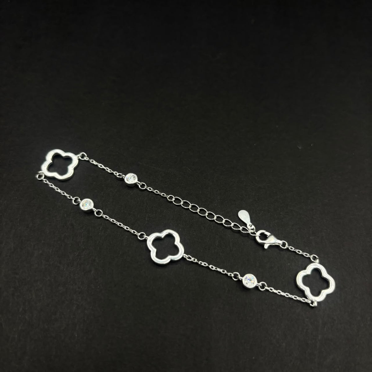 Pulsera Trébol Calado · Plata 925