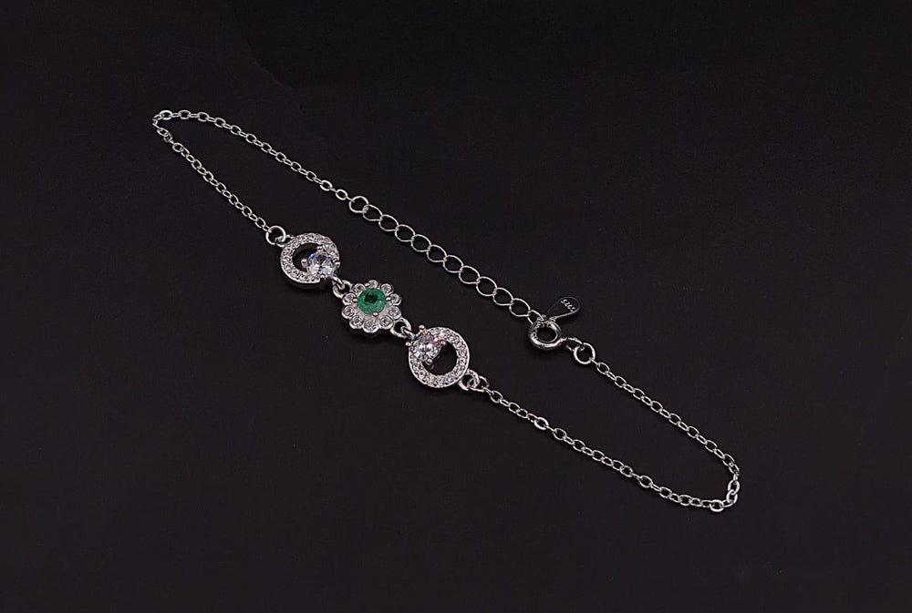 Pulsera Esmeralda Halo · Plata con esmeralda natural