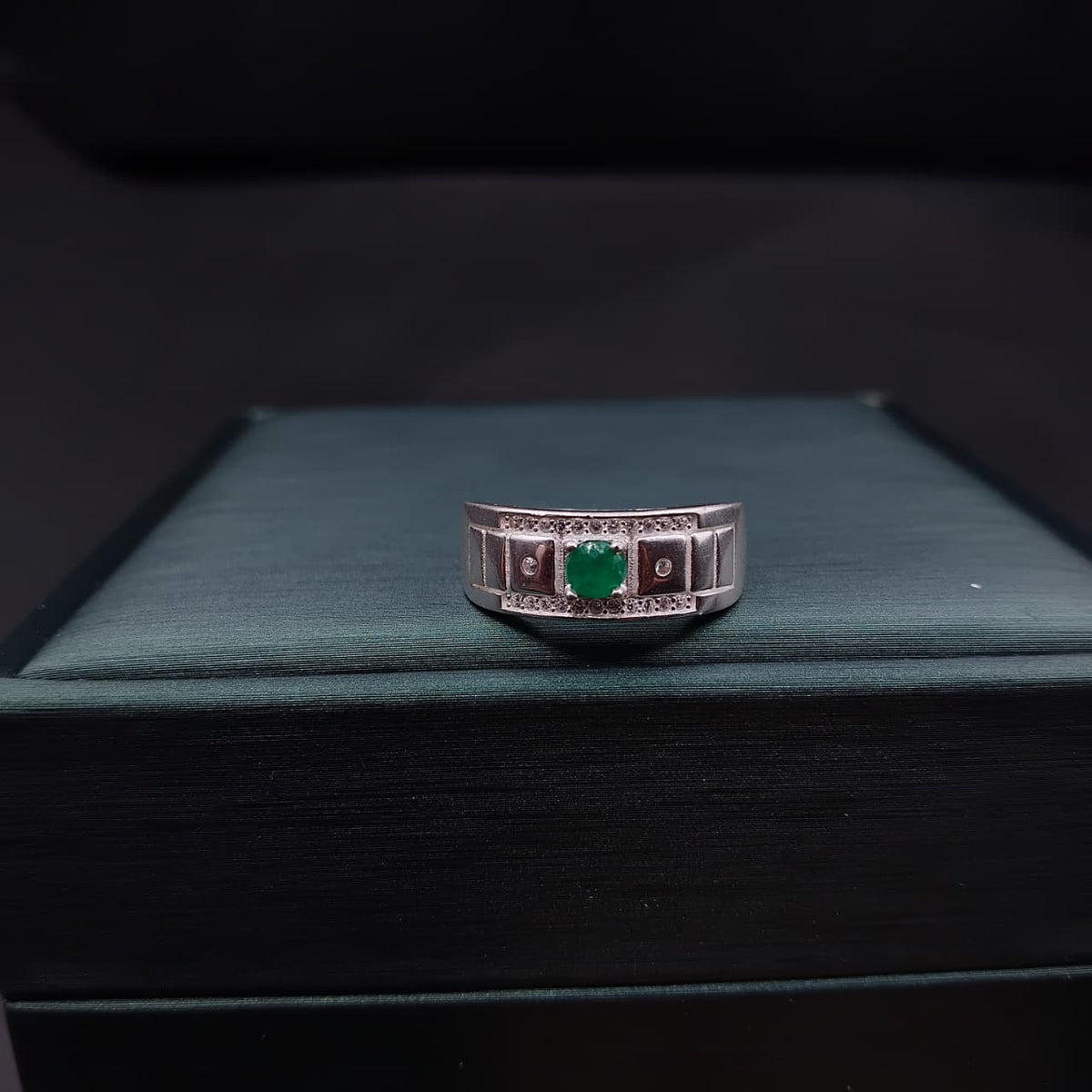 Anillo Pauna · Plata 925 para hombre con esmeralda natural