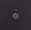 Dije Halo Esmeralda · Plata 925 con esmeralda